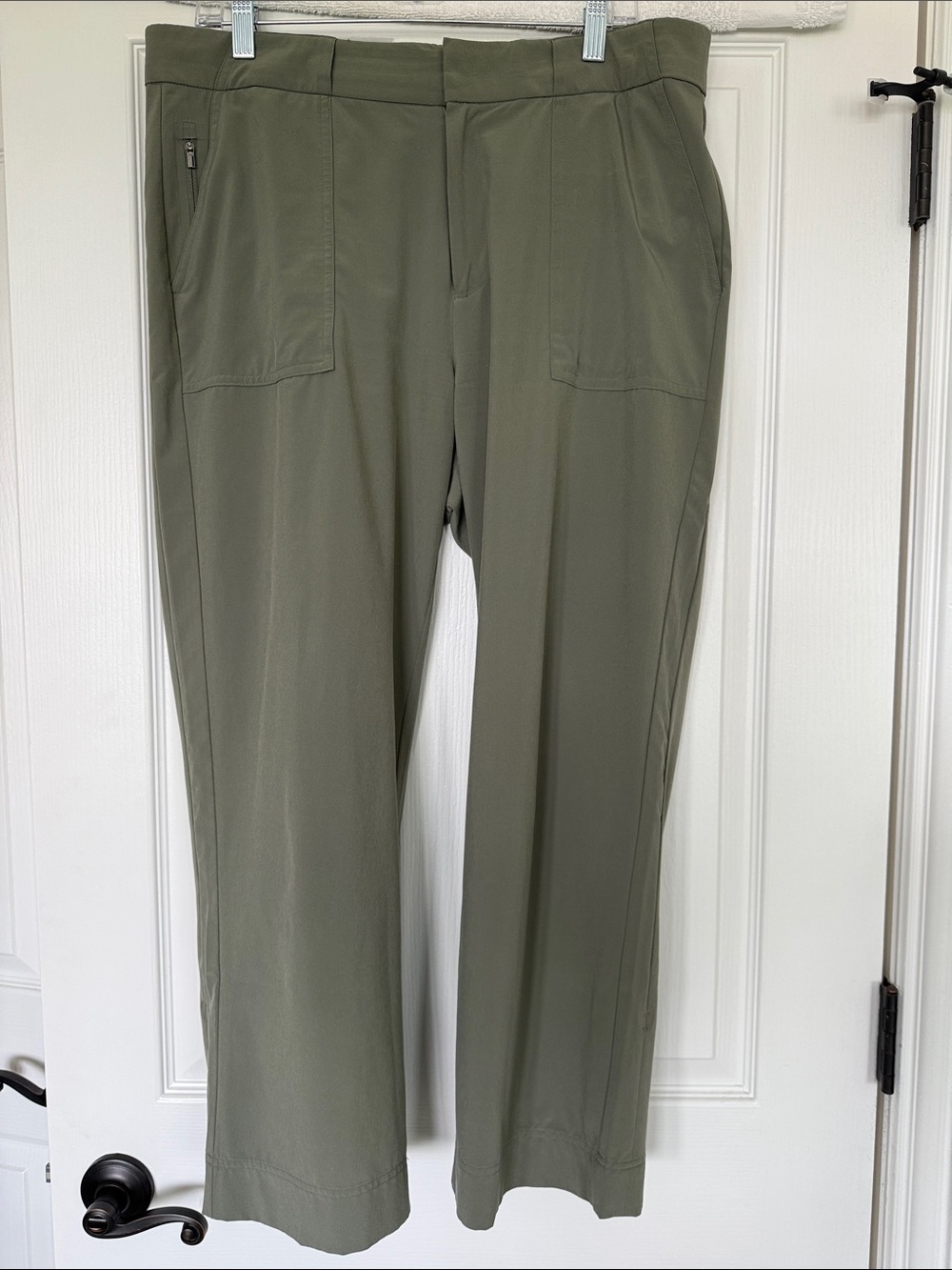 Athleta Olive Green Wide Leg Crop Pants Utility Travel Pant Sz 14